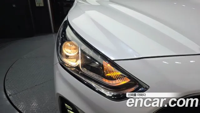 Hyundai Sonata 2018 — фото 8