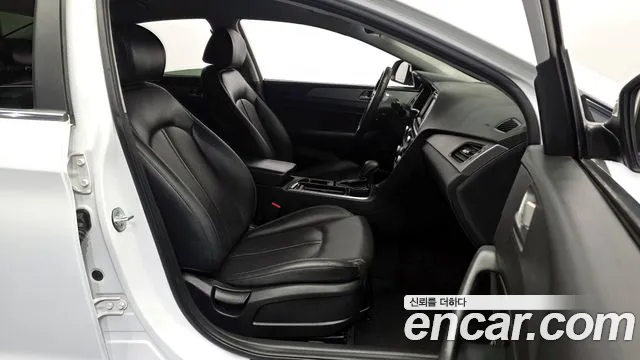 Hyundai Sonata 2018 — фото 16