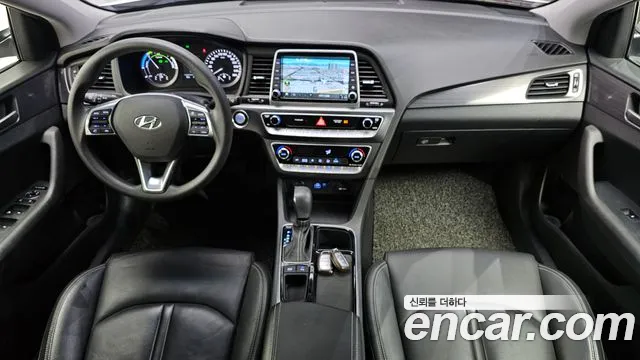 Hyundai Sonata 2018 — фото 10