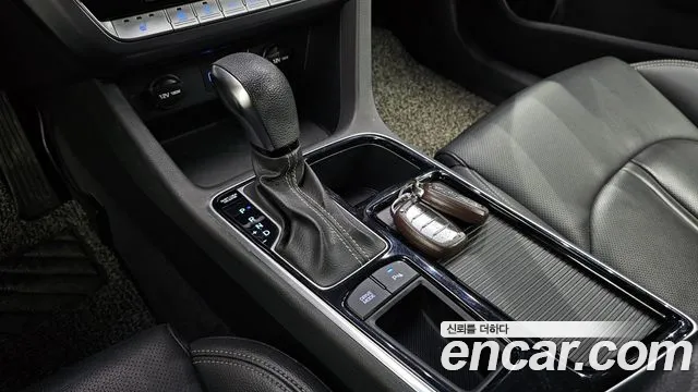 Hyundai Sonata 2018 — фото 12