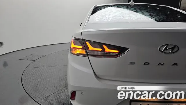 Hyundai Sonata 2018 — фото 9