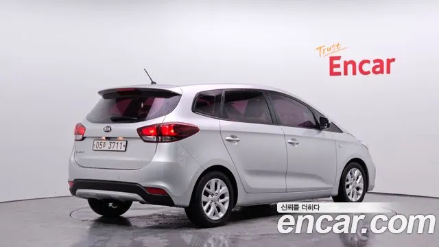 Kia Carens 2018 — фото 2