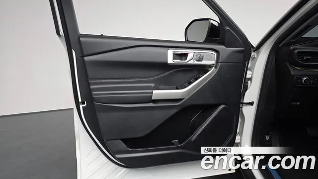 Ford Explorer 2022 — фото 13