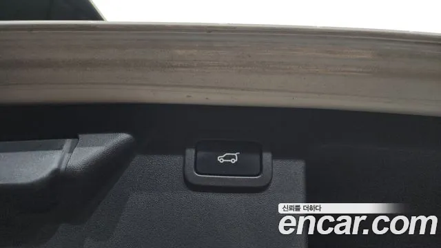 Land Rover Discovery Sport 2016 — фото 18