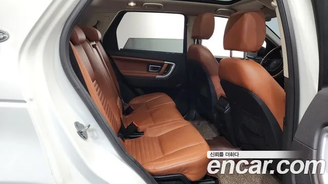 Land Rover Discovery Sport 2016 — фото 20