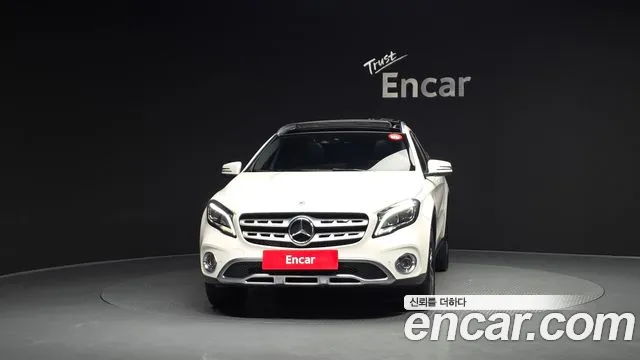 Mercedes-Benz GLA-Class 2018 — фото 3