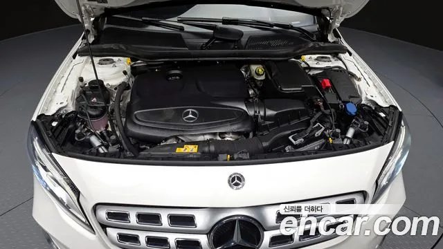 Mercedes-Benz GLA-Class 2018 — фото 6