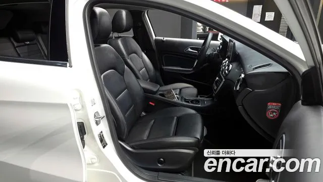 Mercedes-Benz GLA-Class 2018 — фото 16