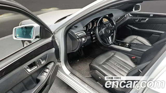 Mercedes-Benz E-Class 2014 — фото 12