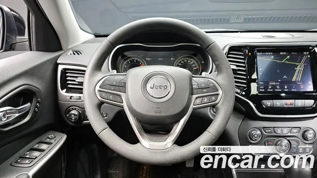 Jeep Cherokee 2022 — фото 18