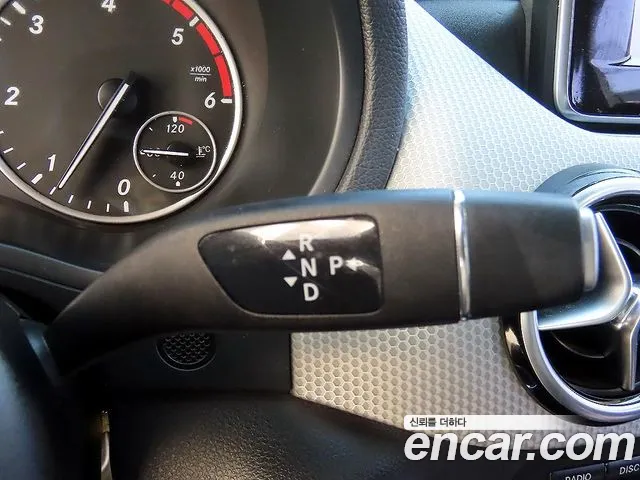 Mercedes-Benz B-Class 2013 — фото 10