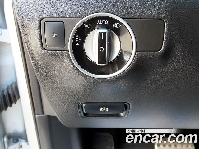 Mercedes-Benz B-Class 2013 — фото 12