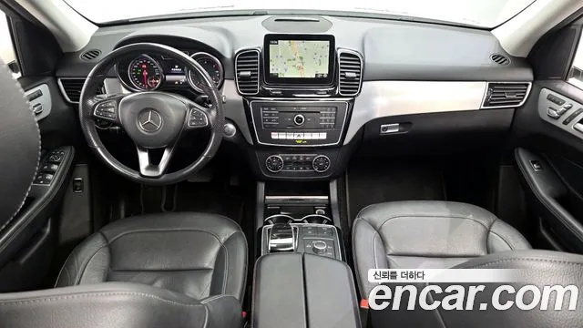 Mercedes-Benz GLE-Class 2018 — фото 10