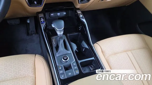Kia Sorento 2022 — фото 12
