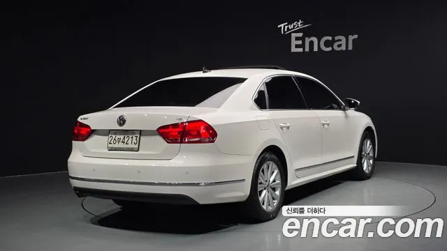 Volkswagen Passat 2015 — фото 2