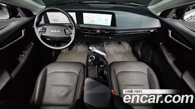 Kia EV6 2022 — фото 10
