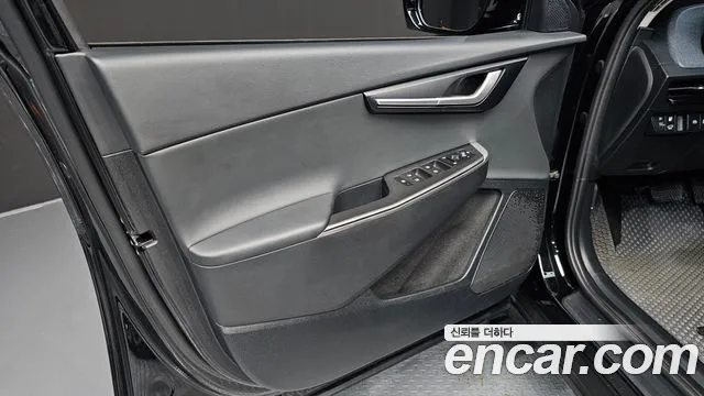 Kia EV6 2022 — фото 14