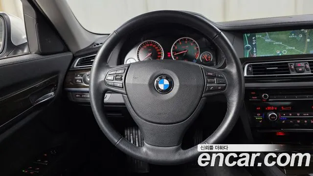 BMW 7-Series 2012 — фото 13