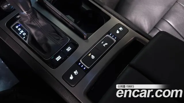 Hyundai Genesis 2016 — фото 17