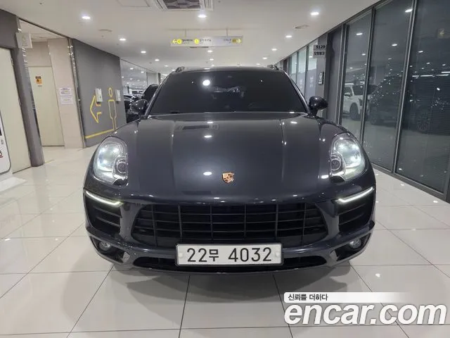 Porsche Macan 2018 — фото 3