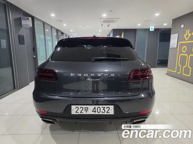 Porsche Macan 2018 — фото 4