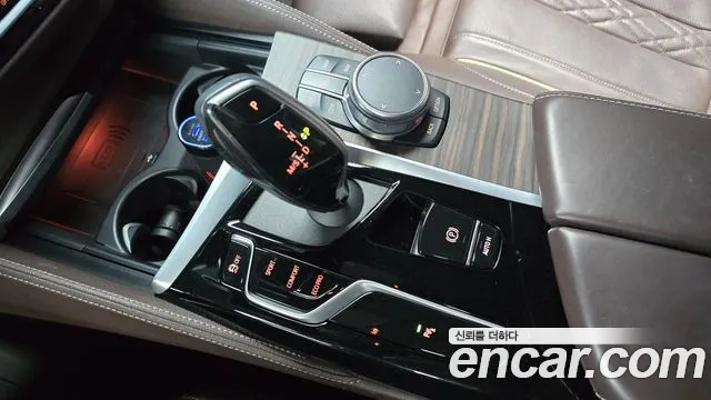 BMW 5-Series 2021 — фото 12