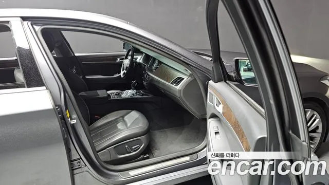 Hyundai Genesis 2014 — фото 16