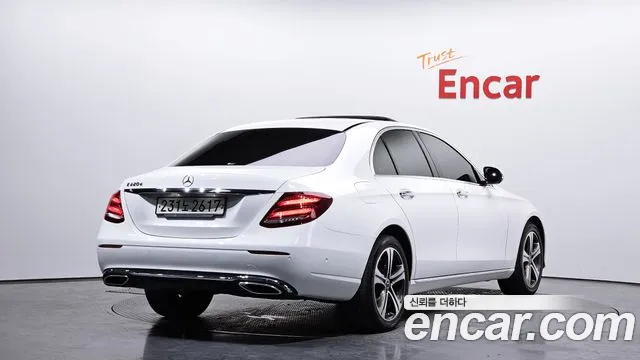 Mercedes-Benz E-Class 2019 — фото 1
