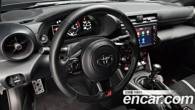 Toyota 86 2025 — фото 18