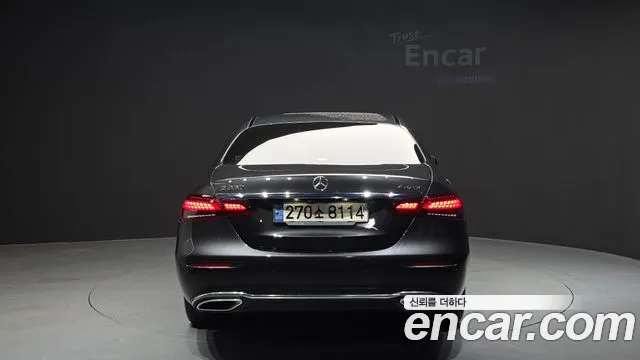 Mercedes-Benz E-Class 2021 — фото 4