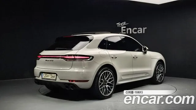 Porsche Macan 2021 — фото 2