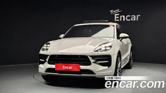 Porsche Macan 2021 — фото 3