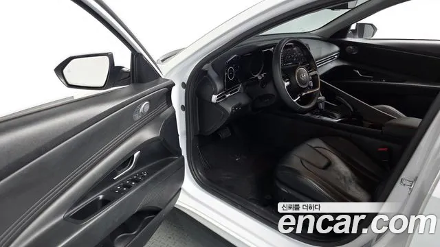 Hyundai AVANTE 2021 — фото 10