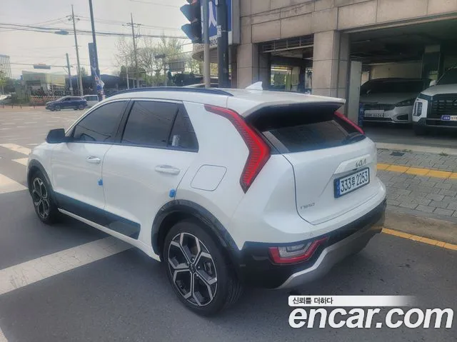 Kia Niro 2022 — фото 4