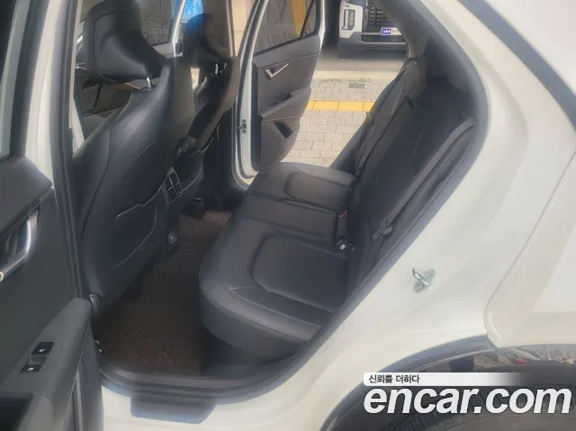 Kia Niro 2022 — фото 10
