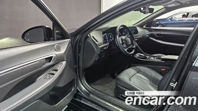 Hyundai Sonata 2023 — фото 13
