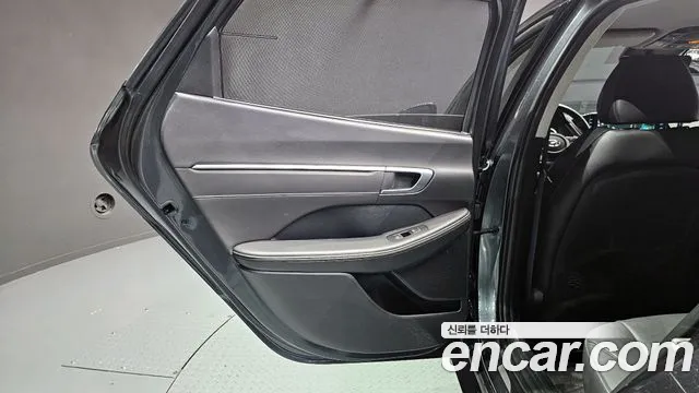 Hyundai Sonata 2023 — фото 15