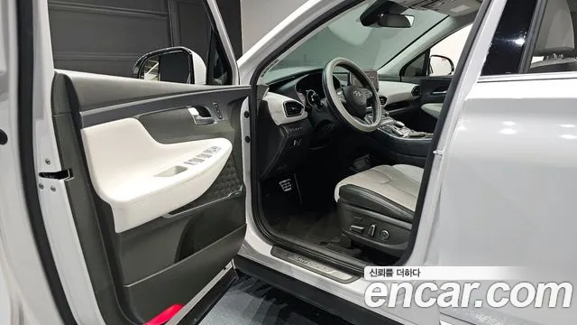 Hyundai Santafe 2021 — фото 13