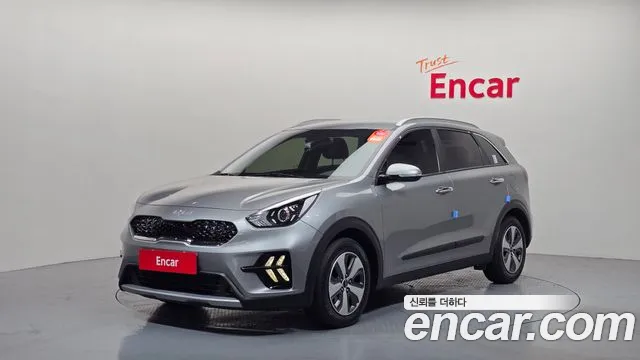 Kia Niro 2022 — фото 1