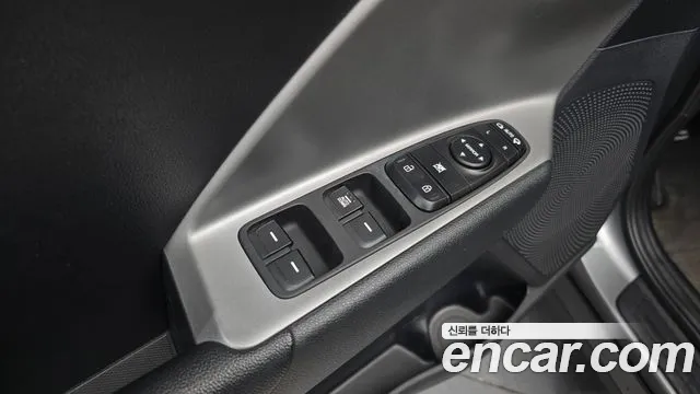 Kia Niro 2022 — фото 20