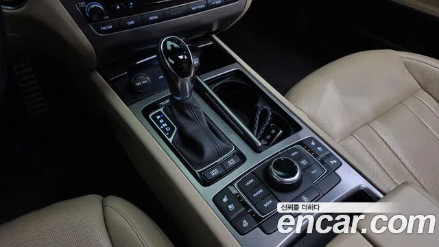 Hyundai Genesis 2016 — фото 12