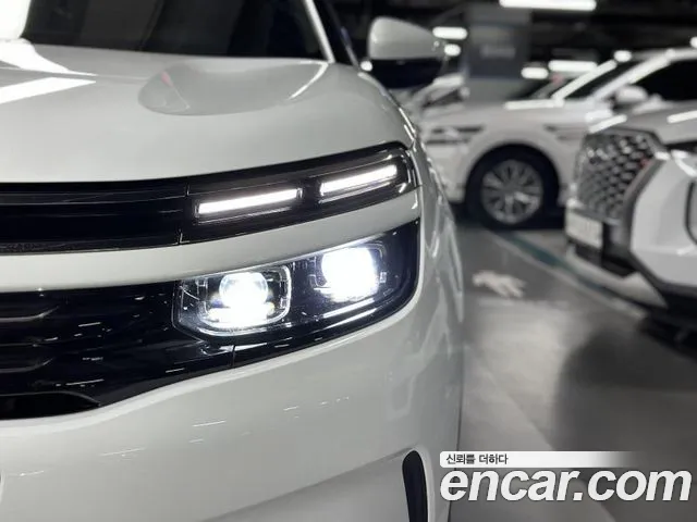 Citroen-DS C5 Aircross 2020 — фото 16