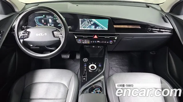 Kia Niro 2024 — фото 10