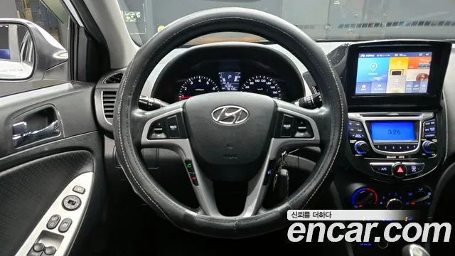 Hyundai Accent 2011 — фото 13