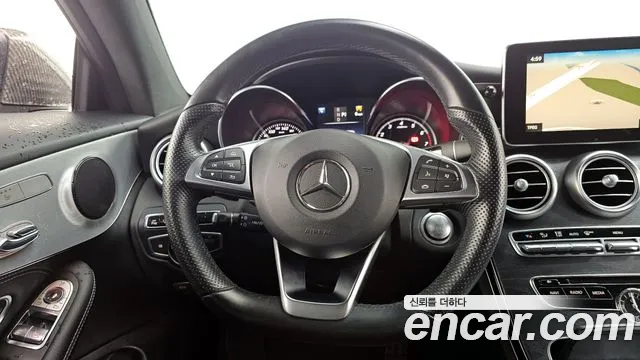 Mercedes-Benz C-Class 2016 — фото 13