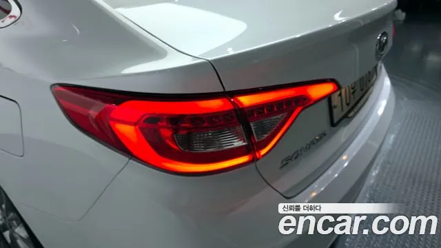 Hyundai Sonata 2017 — фото 9