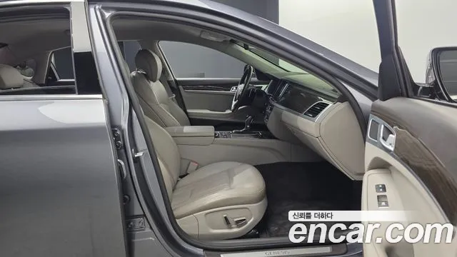Hyundai Genesis 2016 — фото 12