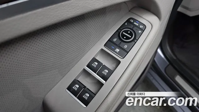 Hyundai Genesis 2016 — фото 13