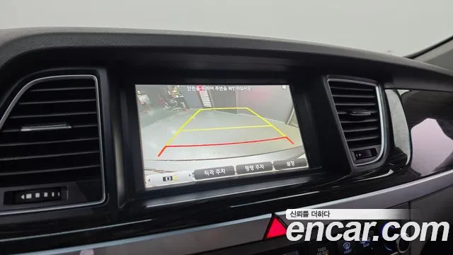 Hyundai Genesis 2016 — фото 18