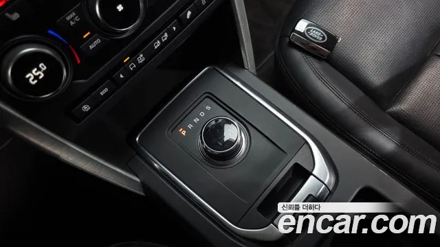 Land Rover Discovery Sport 2019 — фото 9